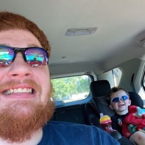 Meet your Posher, Zachary